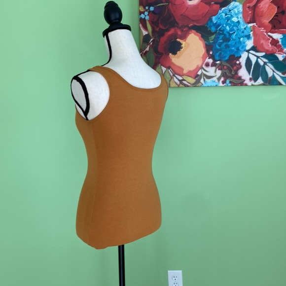 Tank top - Picture 2 of 4